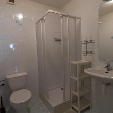 卡梅克旅馆 招待所 Kamyk nad Vltavou